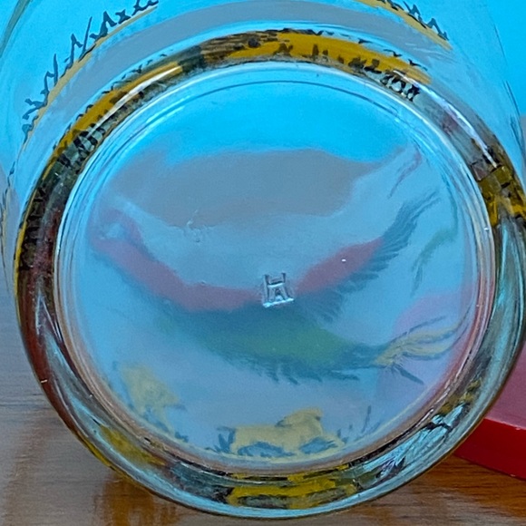 Mid-Century Hazel Atlas Pheasant Cocktail Shaker with Original Lid - Picture 5 of 12